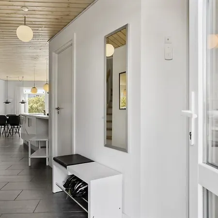 Annakarin - 1-2km From The Sea By Interhome Lejlighed *